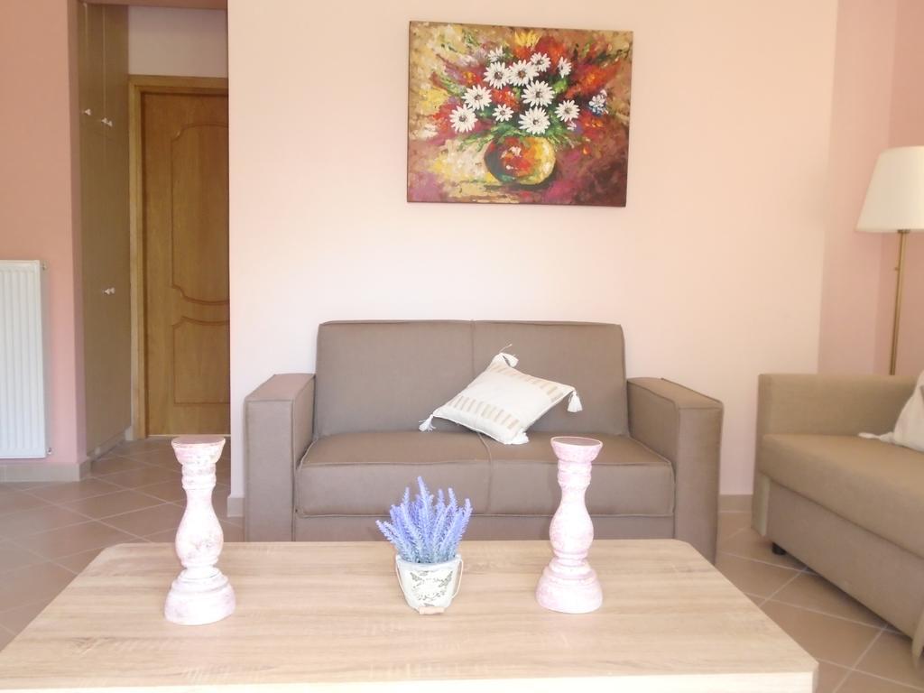 Socrates Family Apartments Kalligoni المظهر الخارجي الصورة